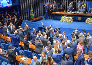 Senado enterra PEC da Blindagem após rejeição unânime na CCJ