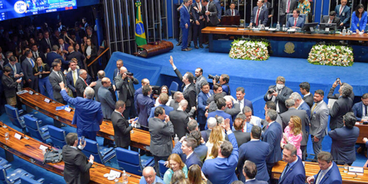 Senado enterra PEC da Blindagem após rejeição unânime na CCJ