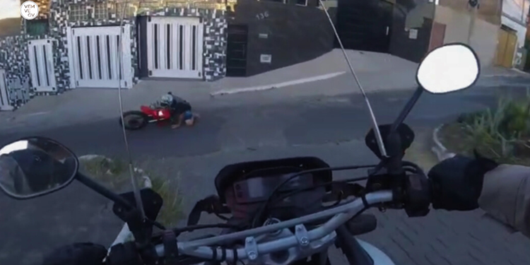 Motociclista é preso após manobras perigosas e fugir da PM em Valadares
