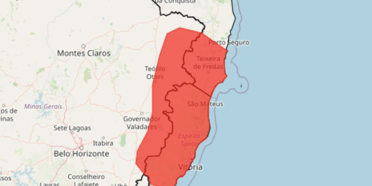 Chuva intensa coloca 84 cidades de Minas em alerta vermelho