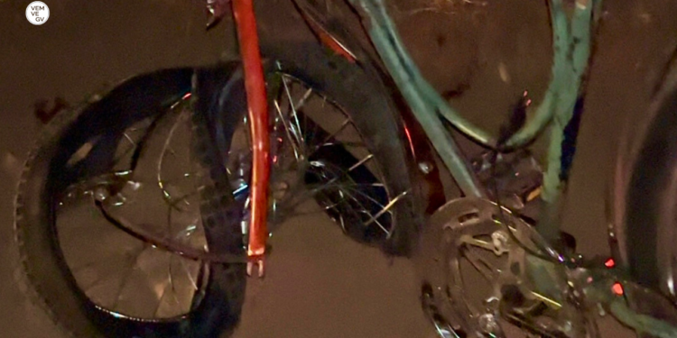 Ciclista é atropelado na BR-116 em Valadares