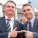 Bolsonaro afirma que Flávio Bolsonaro será seu candidato à Presidência em 2026