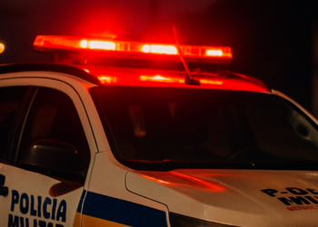 Filho é preso após tentar matar a própria mãe com golpes de faca em Valadares