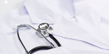 Médico é condenado a 43 anos por abusar de pacientes em hospital de Minas Gerais