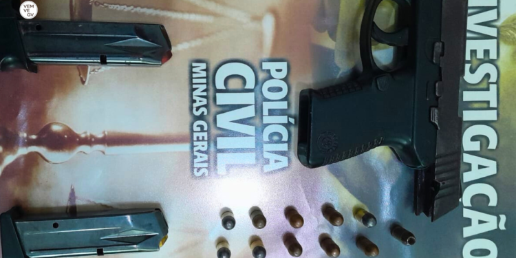 Homem de 60 anos ameaça ex de 28 e polícia apreende arma em GV