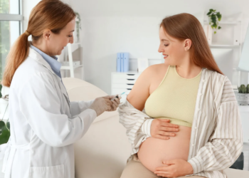 Valadares recebe doses da vacina contra bronquiolite