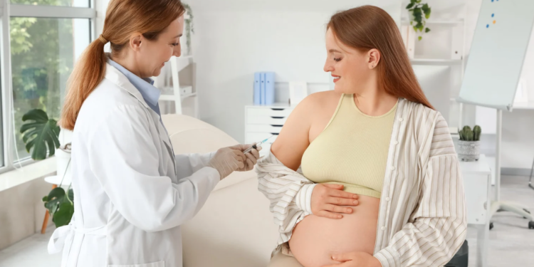 Valadares recebe doses da vacina contra bronquiolite