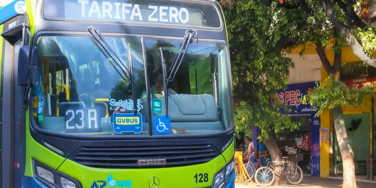 Lula aposta em transporte gratuito para impulsionar reeleição