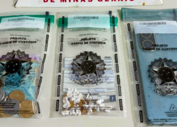 Mulher é presa por tráfico de drogas no Centro de Valadares