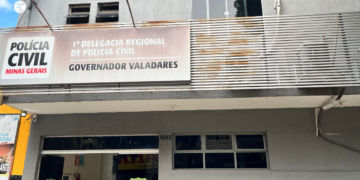 Polícia resgata crianças ameaçadas pela mãe em vídeos nas redes sociais, em Valadares