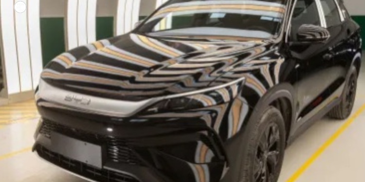 BYD inaugura fábrica na Bahia e lança SUV híbrido flex inédito