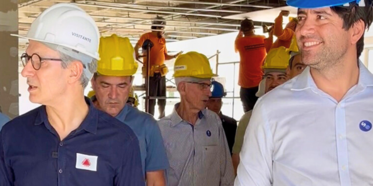 Governo de Minas acompanha avanço das obras do Hospital Regional de Valadares