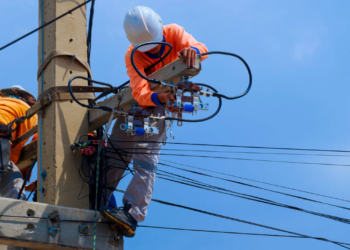 Cemig remove quase 5 toneladas de fios irregulares no Leste de MG