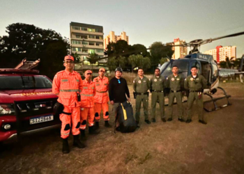 Piloto de parapente é resgatado na Ibituruna, em Valadares