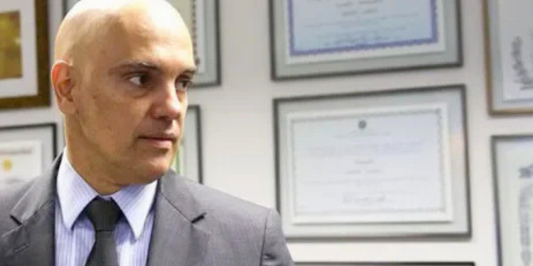 EUA retiram Moraes e esposa da lista de sanções