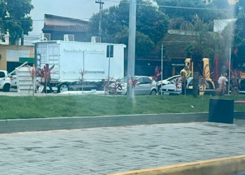 Prefeitura remove contêiner-estúdio instalado irregularmente em Valadares