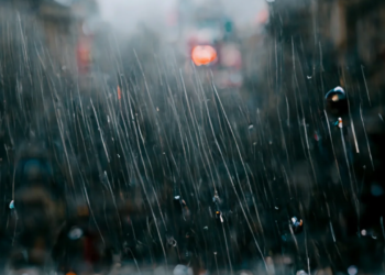 Chuva intensa em MG: alerta laranja indica risco de ventos fortes e falta de energia