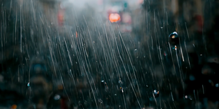 Chuva intensa em MG: alerta laranja indica risco de ventos fortes e falta de energia