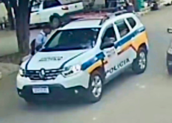 Homem esfaqueia PM após ter motocicleta apreendida em blitz, em Nova Belém