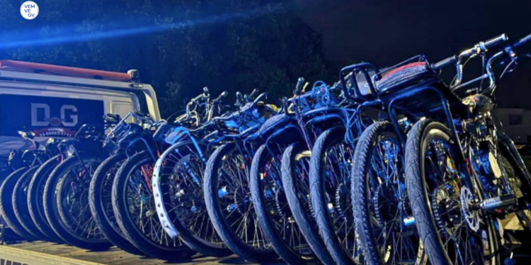 Operação ‘Barulho dos Infernos’ apreende 20 ciclomotores em Valadares