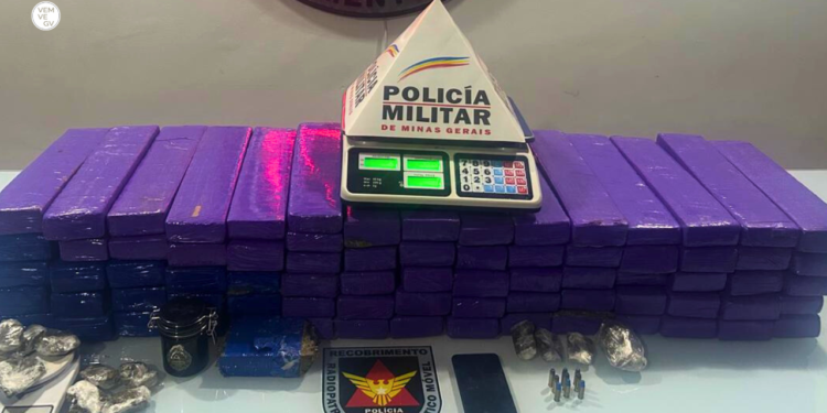 PM apreende quase 100 kg de maconha e prende dois homens em Valadares