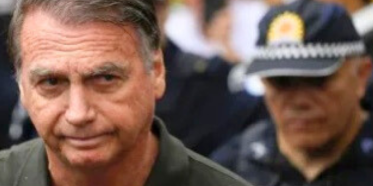 Entenda o passo a passo que levou Bolsonaro à prisão