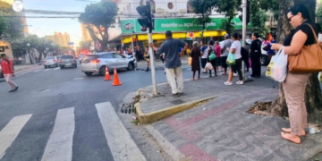 Acidente entre dois carros é registrado no Centro de Governador Valadares