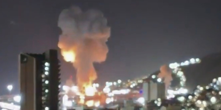 EUA anunciam ataque a Caracas e captura de Nicolás Maduro