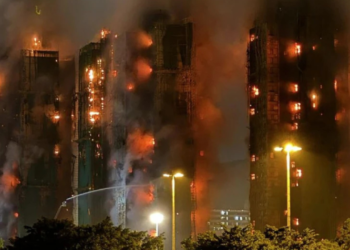 Incêndio em Hong Kong já deixa 44 mortos