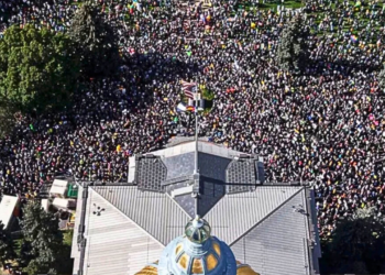 Protestos contra Trump tomam as ruas dos EUA e se espalham pela Europa