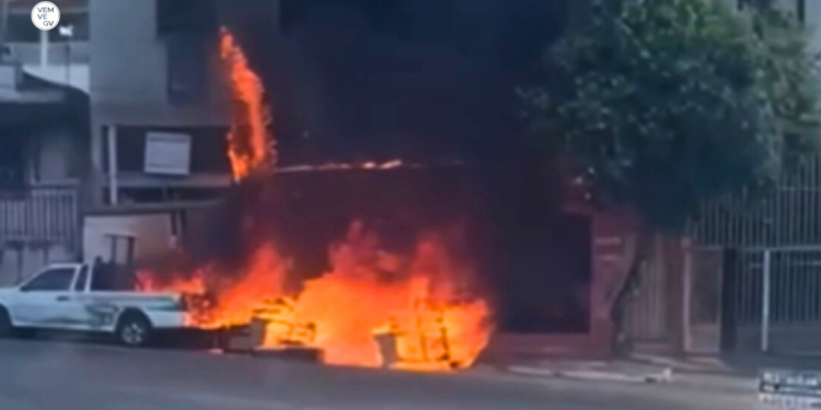 Incêndio atinge reformadora de sofás em Valadares