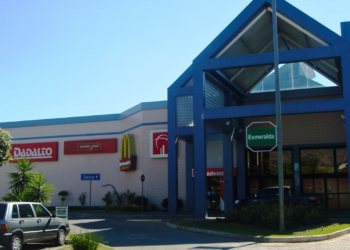 Entregadores reclamam de cobrança de estacionamento no GV Shopping