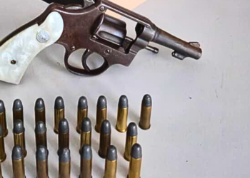 PM evita possível homicídio e apreende revólver após ameaça em Itabirinha