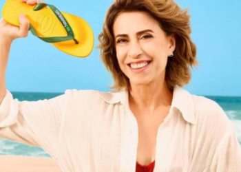 Loja vende Havaianas a R$ 1 em protesto contra campanha com Fernanda Torres
