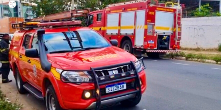 Incêndio destrói galpão de distribuidora em Governador Valadares