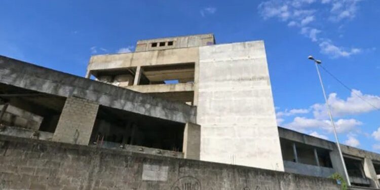 Estado não retomará obras do Hospital​ 