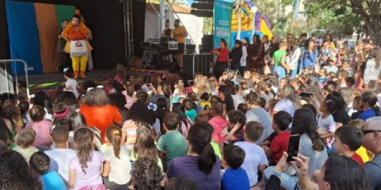 Festival com 140 atrações em Poços​ 