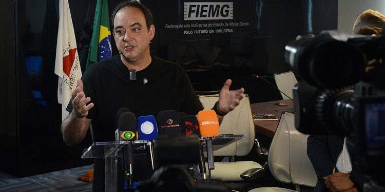 FIEMG defende diálogo entre Brasil e EUA para buscar solução sobre tarifas
