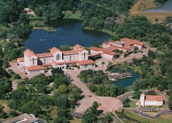 Araxá e Codemge fazem acordo​ 