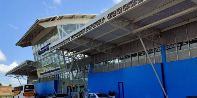Aeroporto tem fluxo de passageiros em queda