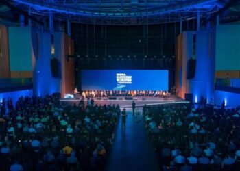 Primeiro dia da InfraBusiness Expo confirma protagonismo de Minas na infraestrutura nacional