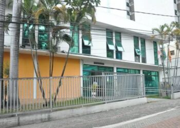 Bíblia nas escolas já é lei em Divinópolis