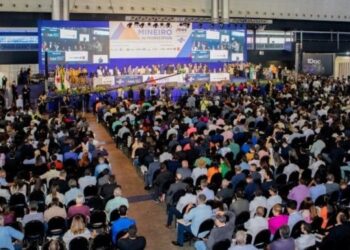 AMM realiza o maior Fórum de Educação de Minas Gerais, reunindo prefeitos, gestores e especialistas em Belo Horizonte