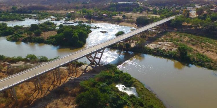 Consumo de água na produção de lítio representa apenas 0,005% da vazão do rio Jequitinhonha, afirma professor da Universidade Federal do Norte do Tocantins