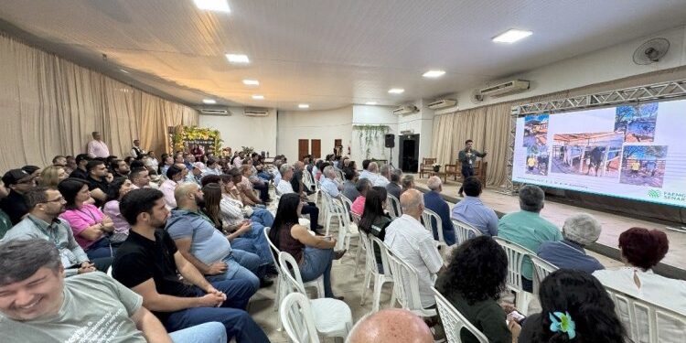 Diversificação: projeto integra pecuária leiteira e cafeicultura