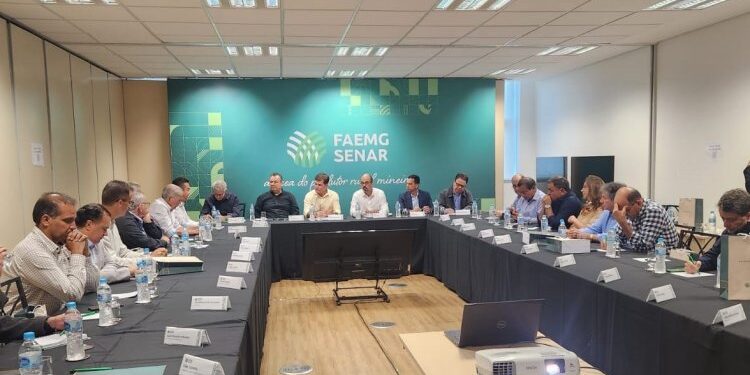 Encontros conectam produtores e lideranças de Minas