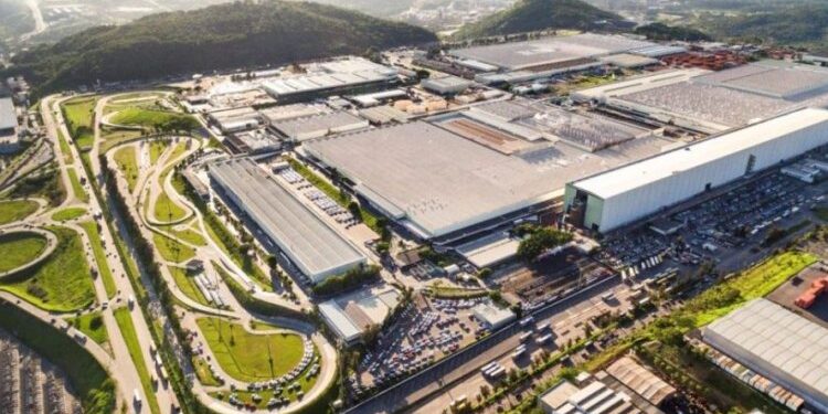 Polo automotivo tem recorde de exportações