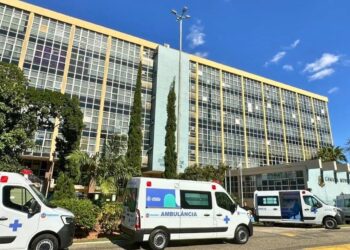 Valadares recebe cinco novas ambulâncias