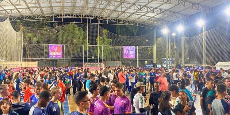 Abertura da Segunda Etapa do JEMG em Valadares