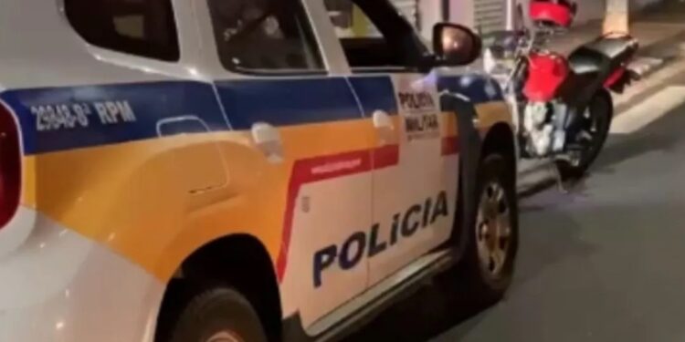 Motociclista invade contramão para fugir da PM em Valadares e alega falha do GPS